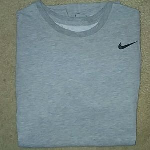 Nike Dri-fit active tee